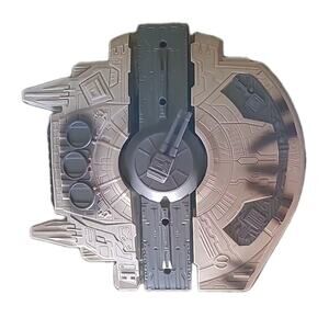 Star Wars Mellinium Falcon Foldout Space Ship